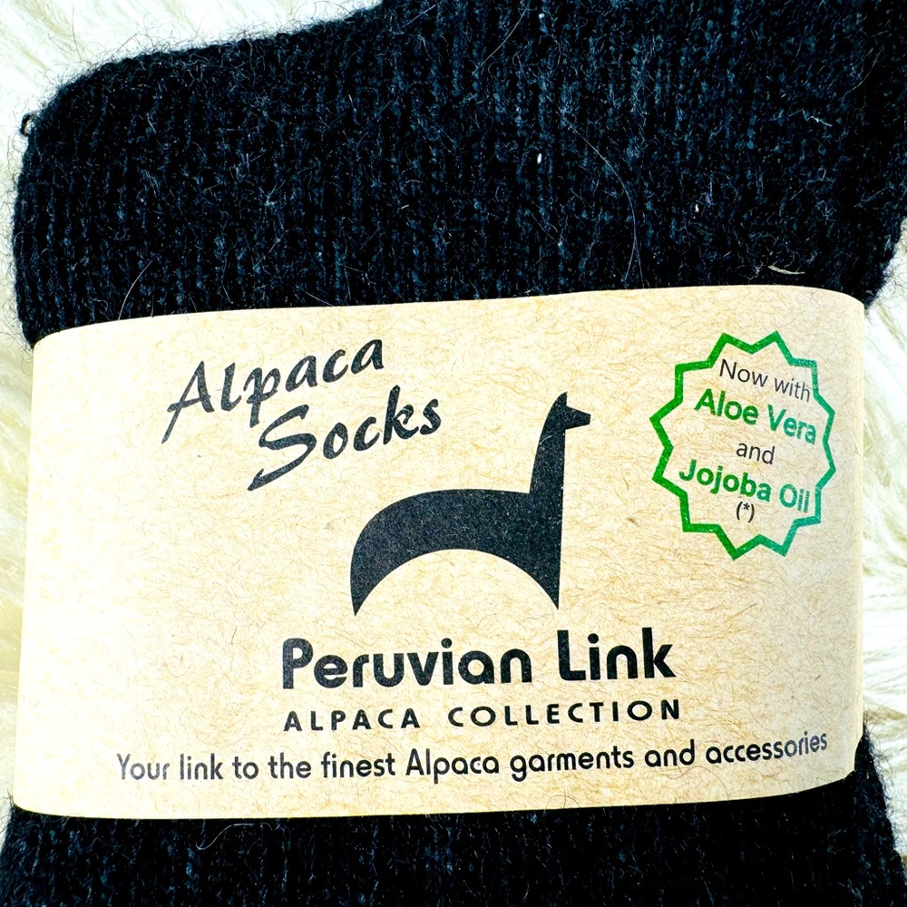 NWT Alpaca Boot Socks M